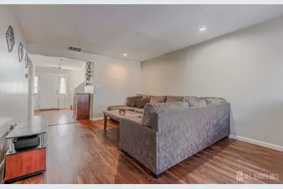 33 Vandeventer Court, Sayreville, NJ 08872 - Photo 5