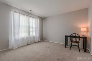 33 Vandeventer Ct, Sayreville, NJ 08872 - Photo 17