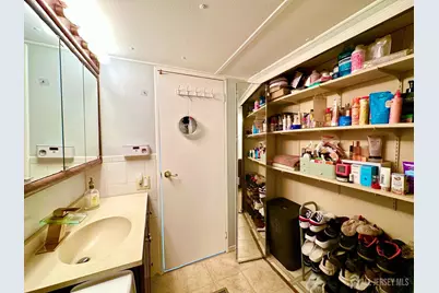 26 Dalbert Street, Carteret, NJ 07008 - Photo 27