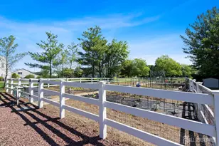 8 Westminster Dr, Monroe Township, NJ 08831 - Photo 41