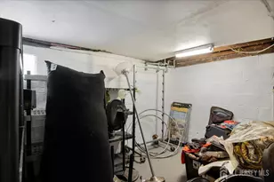 111 Center St, Metuchen, NJ 08840 - Photo 33