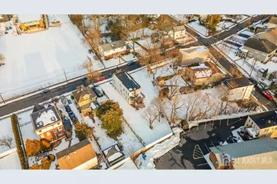 111 Center Street, Metuchen, NJ 08840 - Photo 43