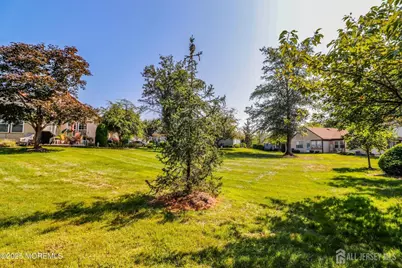 8 Benjamin Franklin Drive, Monroe Township, NJ 08831 - Photo 29