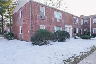 72 Fox Rd, Edison, NJ 08817 - Photo 5