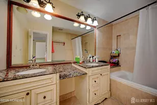 22 Borell Square, Sayreville, NJ 08859 - Photo 17