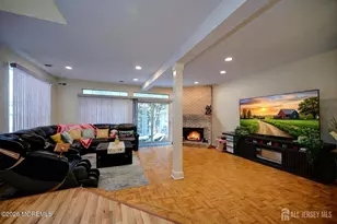 22 Borell Square, Sayreville, NJ 08859 - Photo 7