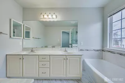 51 Cherrywood Drive, Piscataway Township, NJ 08854 - Photo 21