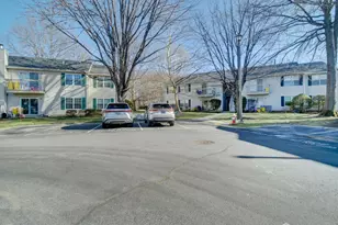 130 Applegate Ln, East Brunswick Township, NJ 08816 - Photo 25