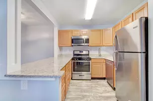 130 Applegate Ln, East Brunswick Township, NJ 08816 - Photo 7