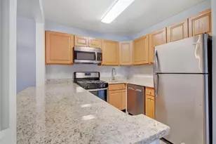 130 Applegate Ln, East Brunswick Township, NJ 08816 - Photo 9