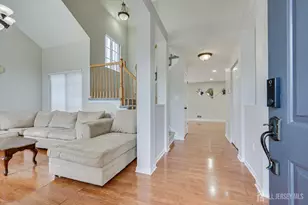 51 Cherrywood Dr, Piscataway Township, NJ 08854 - Photo 3