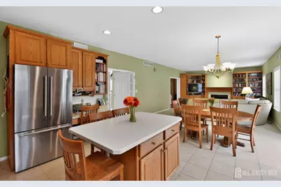33 Samantha Circle, Old Bridge Township, NJ 07747 - Photo 9