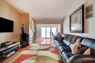 136 Wycoff Way W, East Brunswick Township, NJ 08816 - Photo 5