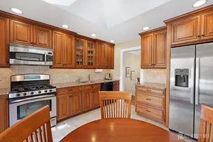 7 Snowden Rd, East Brunswick Township, NJ 08816 - Photo 13