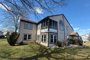 8 Ingram Dr, Monroe Township, NJ 08831 - Photo 3