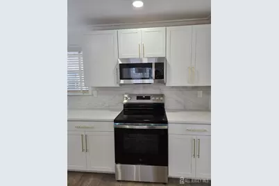 28 Rothwell Drive, Monroe Township, NJ 08831 - Photo 7