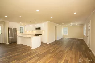15 Bradley Dr, Edison, NJ 08817 - Photo 7
