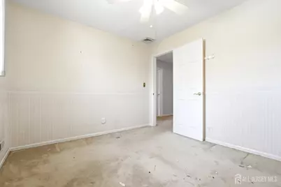 131 Walnut Avenue, Clark Township, NJ 07066 - Photo 33