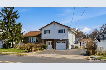 131 Walnut Avenue, Clark Township, NJ 07066 - Photo 3