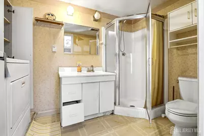 131 Walnut Avenue, Clark Township, NJ 07066 - Photo 41