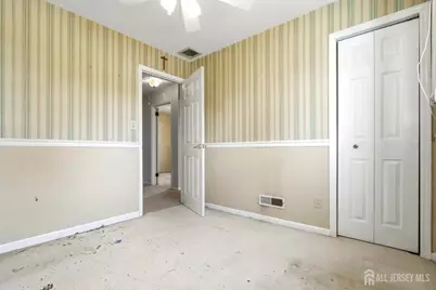 131 Walnut Avenue, Clark Township, NJ 07066 - Photo 39