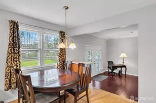 8 Queens Pl, Old Bridge Township, NJ 08857 - Photo 23