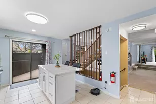 96 Westgate Dr, Edison, NJ 08820 - Photo 19