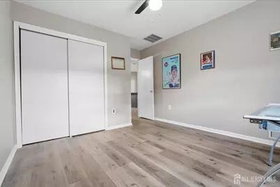 5 Ardsley Square, Sayreville, NJ 08859 - Photo 25