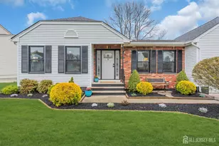 3 Lynn Ct, North Brunswick Township, NJ 08902 - Photo 3