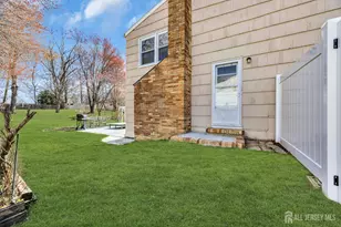 33 Mary Ellen Dr, Edison, NJ 08820 - Photo 31