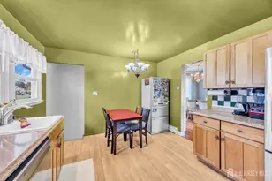 33 Mary Ellen Dr, Edison, NJ 08820 - Photo 11