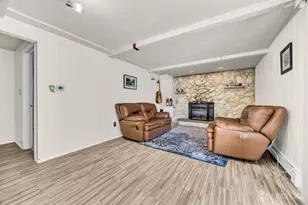 33 Mary Ellen Dr, Edison, NJ 08820 - Photo 23