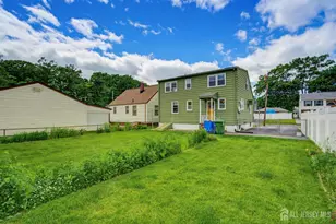 251 Gereghty St, Sayreville, NJ 08879 - Photo 27