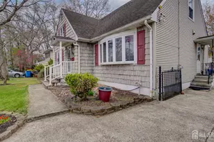 314 Adirondack Ave, Spotswood, NJ 08884 - Photo 5