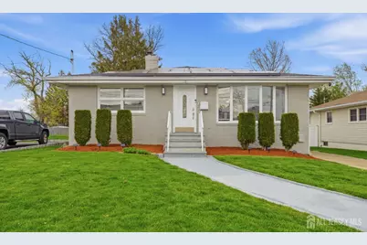 [Address not provided], Woodbridge Township, NJ 07095 - Photo 11