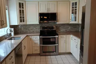 73 Rossmoor Dr Dr, Monroe Township, NJ 08831 - Photo 11