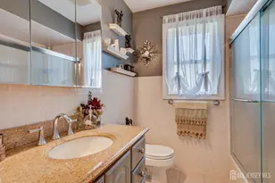 71 Crosby Ave, Edison, NJ 08817 - Photo 19