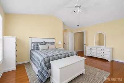 124 Magee Court, East Brunswick Township, NJ 08816 - Photo 17