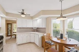 124 Magee Ct, East Brunswick Township, NJ 08816 - Photo 7