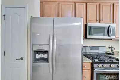 [Address not provided], Edison, NJ 08837 - Photo 5