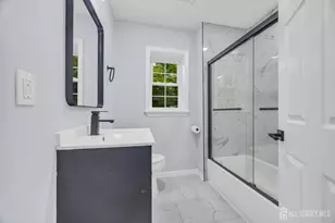456 Girard Ave, Franklin Township, NJ 08873 - Photo 17
