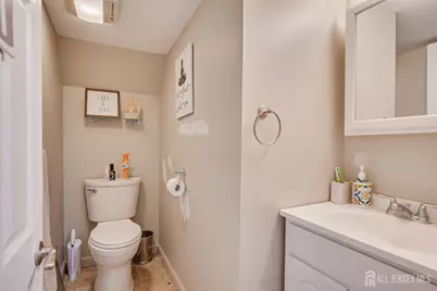 7 Myrtle Avenue, Metuchen, NJ 08840 - Photo 29