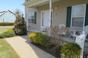 21 Van Syckle Blvd, South Bound Brook, NJ 08880 - Photo 3