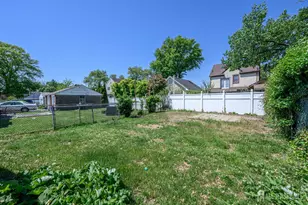 [Address not provided], Woodbridge Township, NJ 07095 - Photo 19