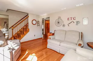 26 W Cliff Rd, Colonia, NJ 07067 - Photo 7