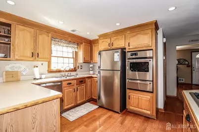 26 W Cliff Road, Colonia, NJ 07067 - Photo 13