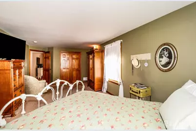 26 W Cliff Road, Colonia, NJ 07067 - Photo 19