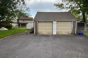 10 Miko Rd, Edison, NJ 08817 - Photo 3