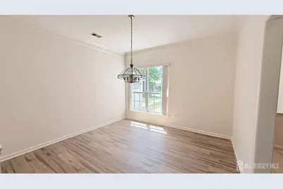 440 Bluebird Drive, Monroe Township, NJ 08831 - Photo 5