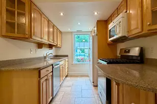 169 Devon Ct, Old Bridge Township, NJ 08857 - Photo 7